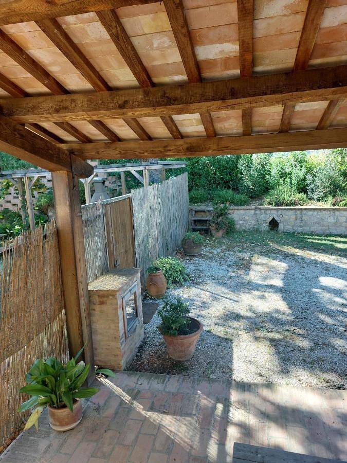 Ferienhaus für 11 Personen, mit Terrasse und Ausblick in Penna San Giovanni - 2