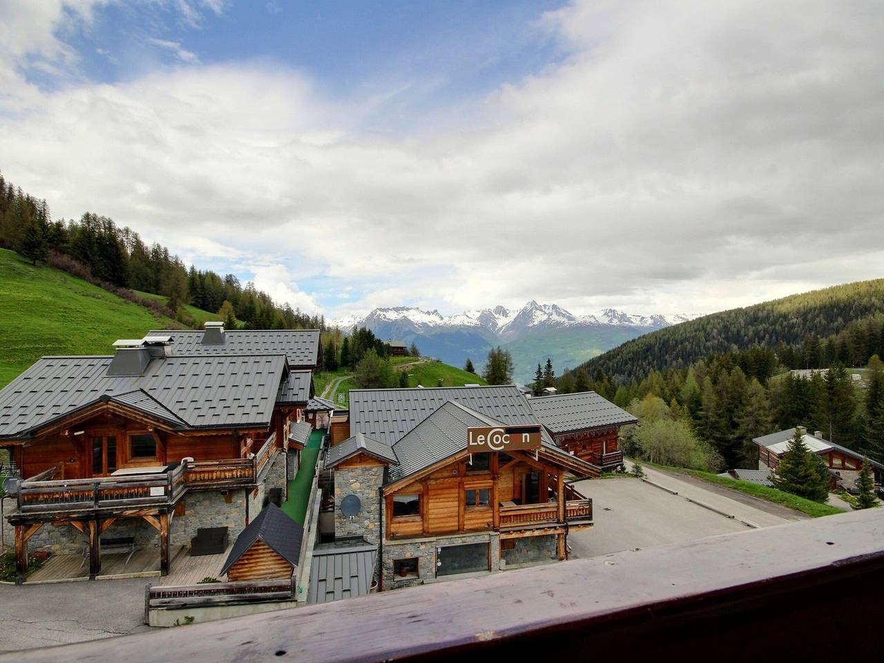 Appartement entier, Duplex moderne au pied des pistes pour 6 personnes in La Plagne, La Plagne-Tarentaise