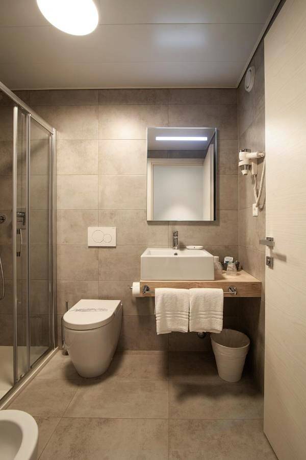 Hôtel pour 2 personnes, avec terrasse et vue à Mendrisio - 4