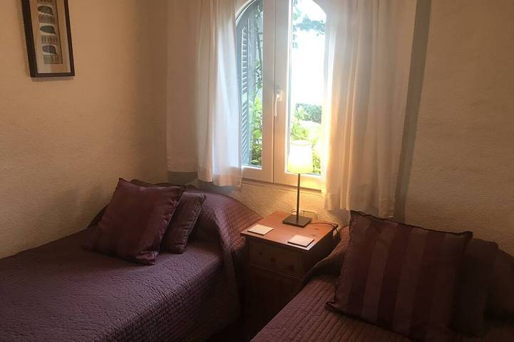 Gîte pour 4 personnes, avec jardin et piscine à Es Castell - 3