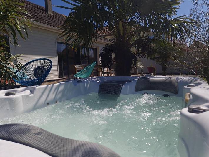 Villa pour 14 personnes, avec Jacuzzi et Terrasse ainsi que Jardin et Vue à Ouistreham