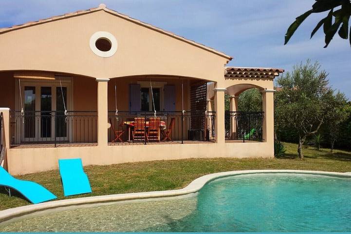 Villa pour 7 personnes, avec Terrasse et Jardin