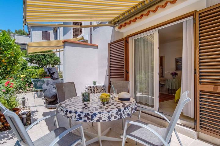 Ferienwohnung für 4 Personen, mit Garten