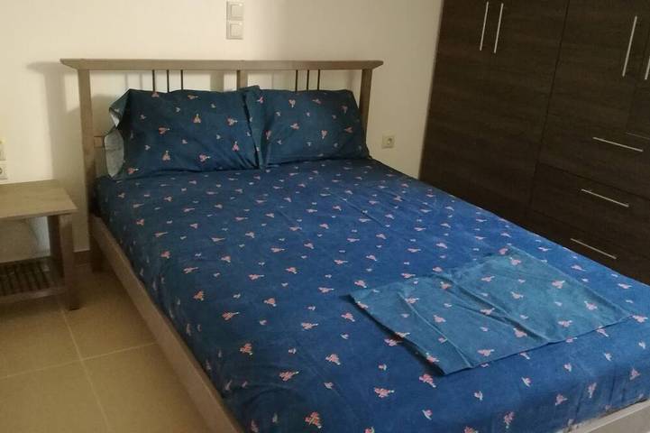 Gîte pour 6 personnes, avec jardin dans Carystos - 3