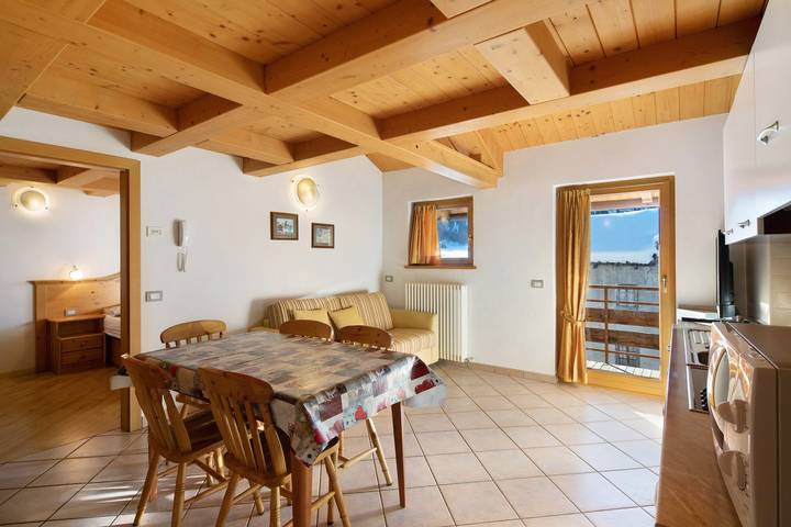 Appartamento intero, Appartamento "Cima Fopel" con vista montagne, Wi-Fi, balcone, terrazza e giardino in Livigno, Valtellina