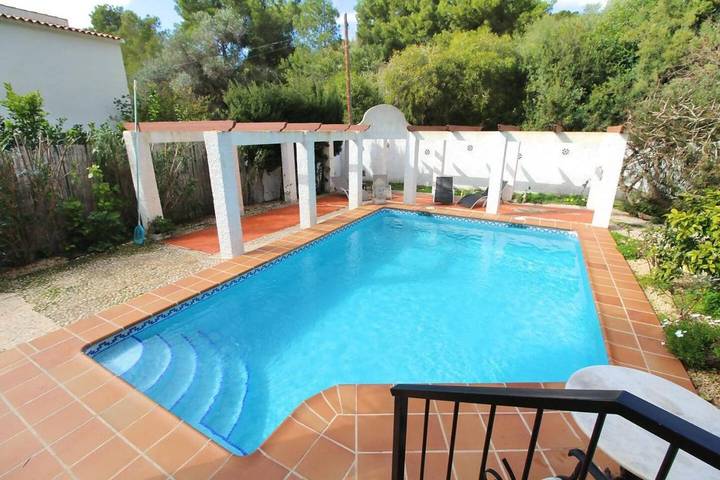 Chalet voor 6 personen, with zwembad and tuin as well as balkon aan de Costa Blanca
