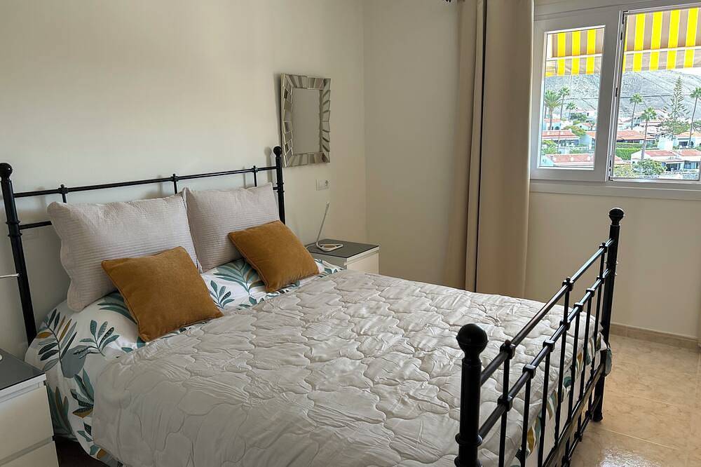 Apartamento entero, Excepcional casa privada cerca de la ciudad y la playa / Con vistas / Wifi Y T:V in Arguineguín, Mogán