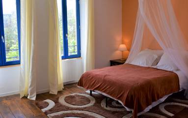 Gîte pour 6 personnes, avec jardin et terrasse à Coulon