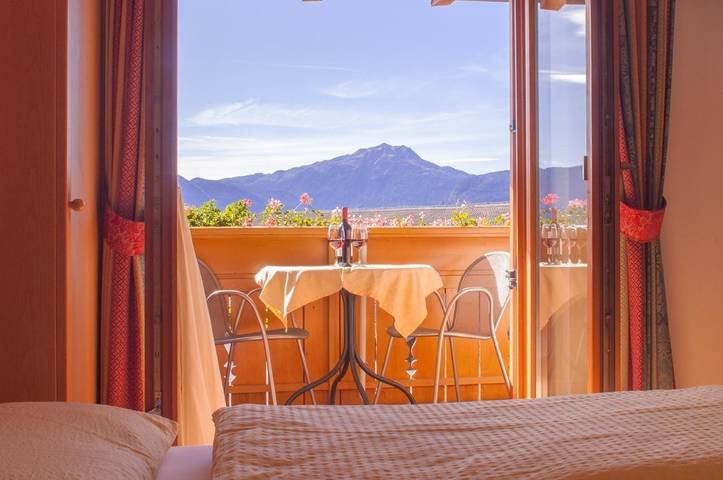 Ferienwohnung für 2 Personen, mit Garten und Balkon sowie Ausblick, kinderfreundlich - 1