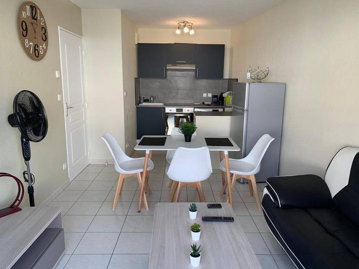 Gîte pour 2 personnes, avec Balcon ainsi que Terrasse et Vue à Talange