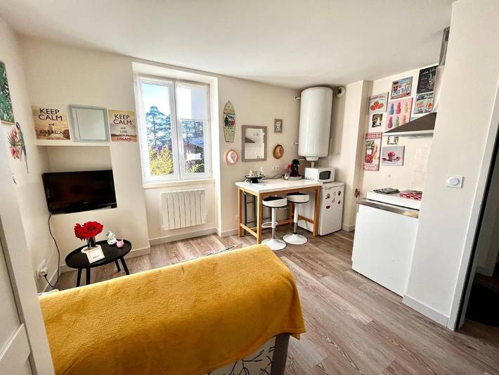 Gîte pour 4 personnes, avec terrasse à Rives - 2