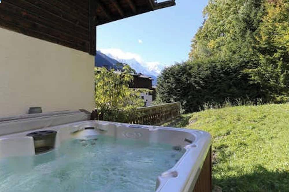 Argentiere: chalet 300 m des Grands Montets/Jacuzzi - 6 chambres et 6 sdbains :) in Argentière, Chamonix-Mont-Blanc
