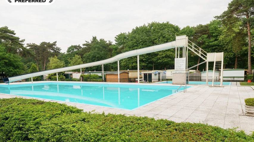Gîte pour 4 personnes, avec piscine ainsi que terrasse et jardin dans Arriën