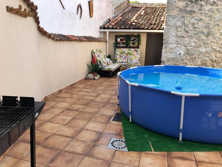 Casa de vacaciones para 8 personas, con jardín además de piscina y jacuzzi en Provincia de Valladolid - 2