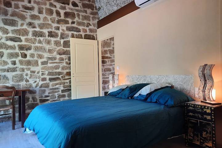 Location de vacances pour 7 personnes, avec jardin à Chassiers - 3