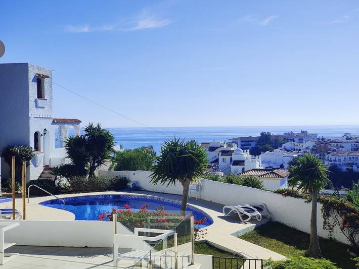 Chalet para 6 personas, con piscina y terraza en Sierramar