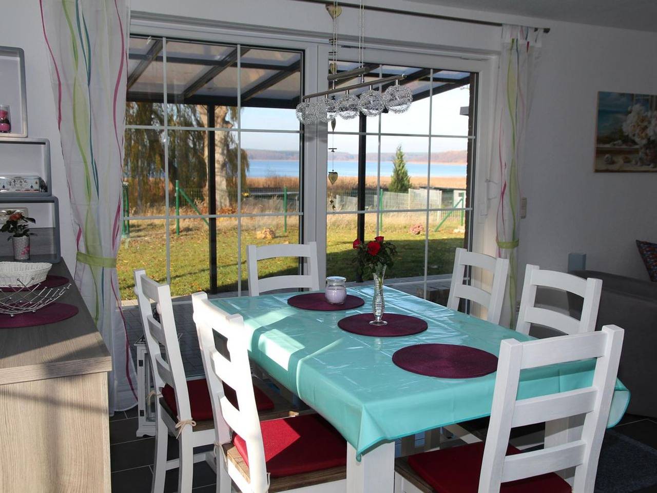 Ruth - 85qm Ferienhaus für 4 Personen mit Garten und traumhaftem Seeblick in Warin, Nordwestmecklenburg (Wismar und Umgebung)