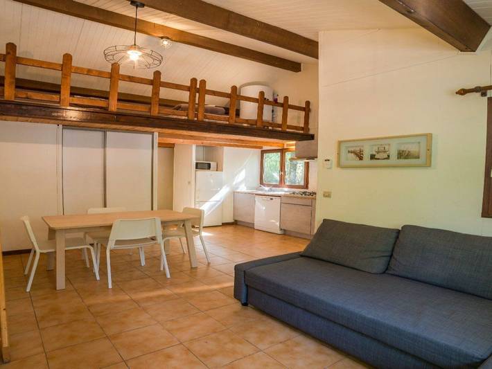 Gîte pour 2 personnes, avec piscine, animaux acceptés à Méolans-Revel - 4