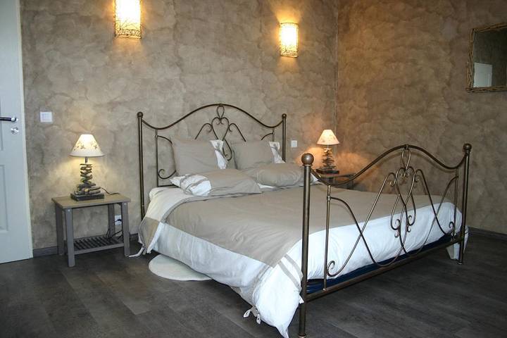 Location de vacances pour 2 personnes, avec jardin en Ardèche - 4