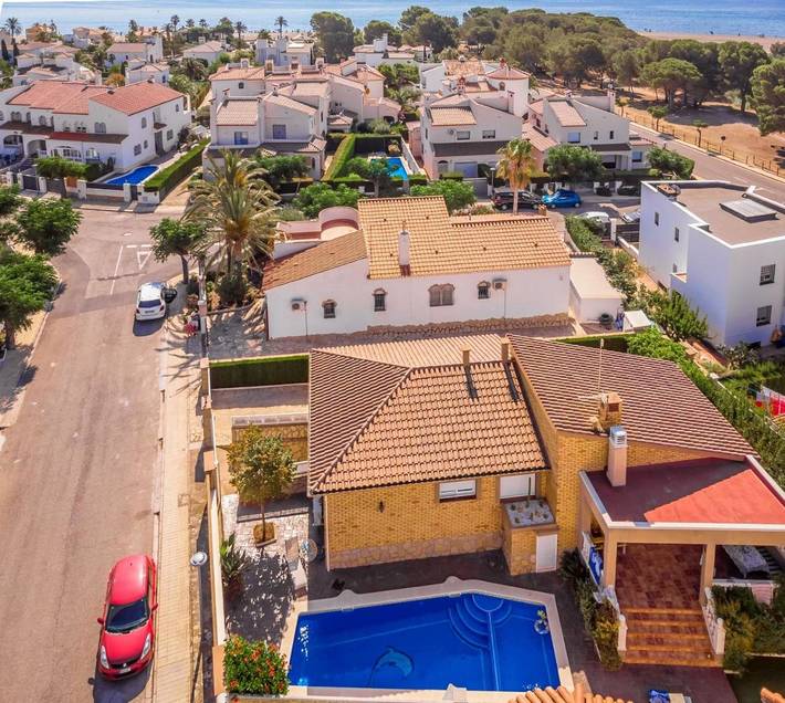 Villa pour 8 personnes, avec jardin et piscine à Miami Platja - 3