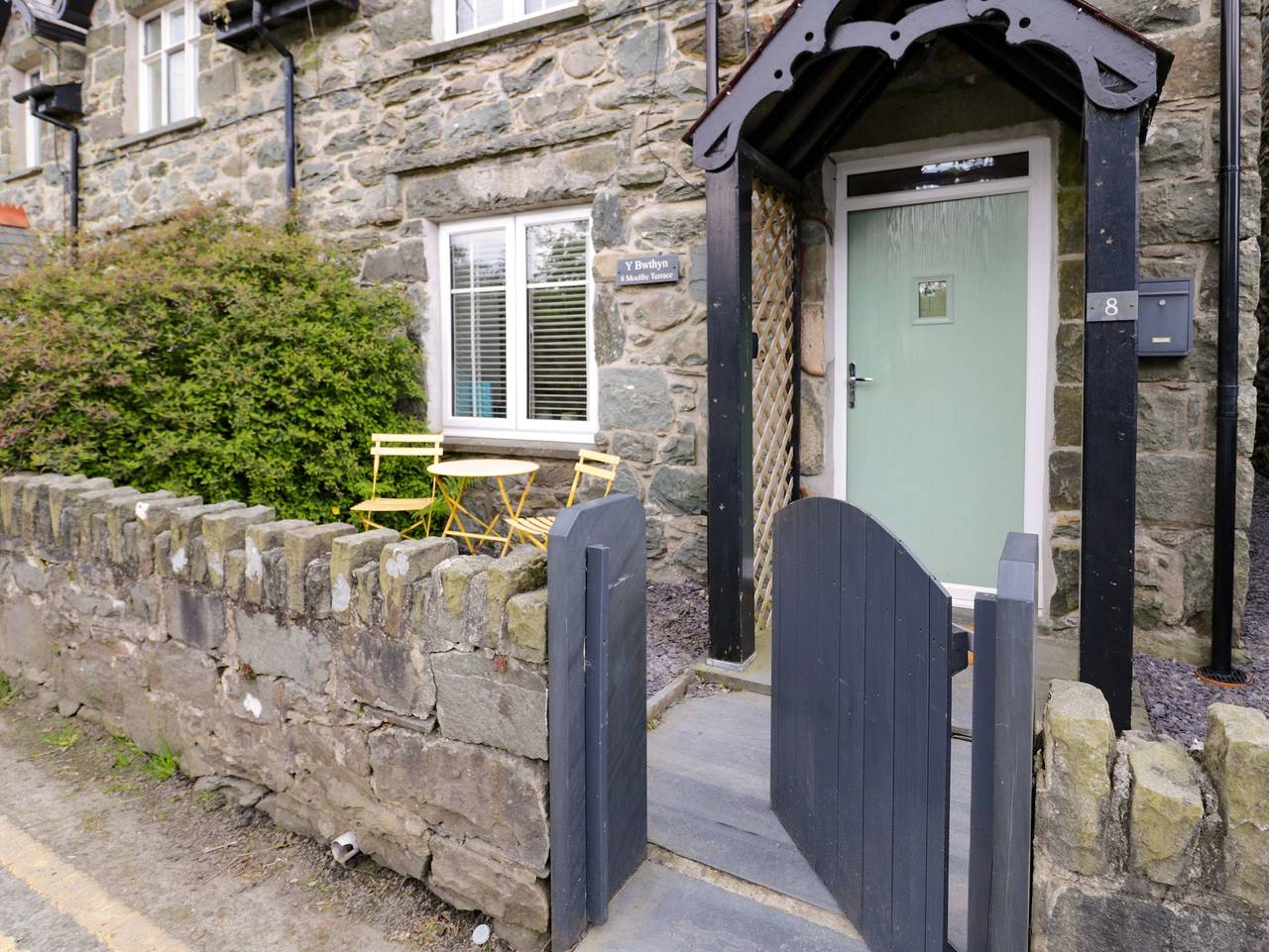 Y Bwthyn in Llanbedr, Snowdonia