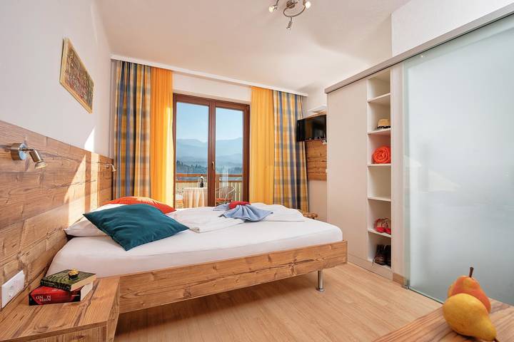 Ferienwohnung für 2 Personen, mit Ausblick und Balkon sowie Garten, kinderfreundlich am Faaker See - 4