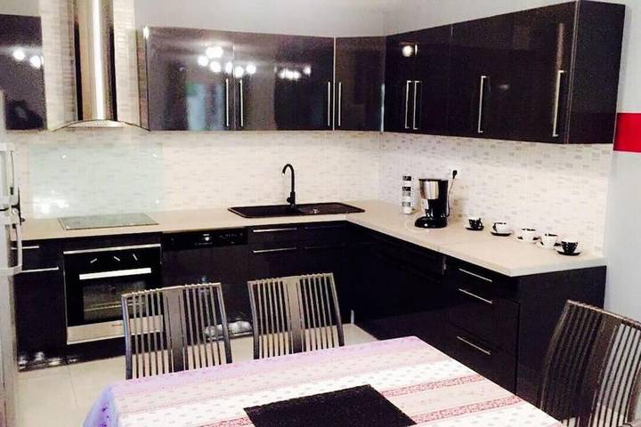 Location de vacances pour 6 personnes, avec terrasse et jardin à Morières-lès-Avignon - 4