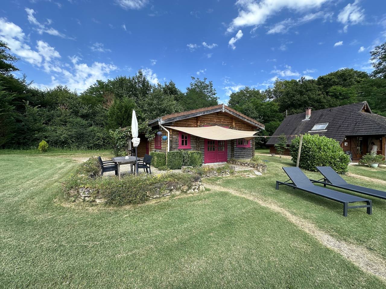 Hameau du Soleil - Andorre in Sainte-Mondane, Quercy