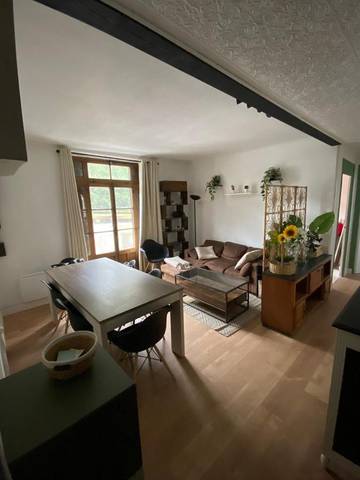 Gîte pour 6 personnes, avec balcon à Moûtiers