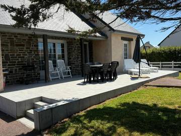 Gîte pour 7 personnes, avec jardin et vue à Anneville-sur-Mer