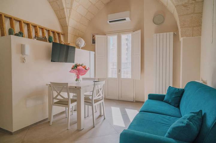 Location de vacances pour 2 personnes, avec Jacuzzi et Terrasse à Francavilla Fontana
