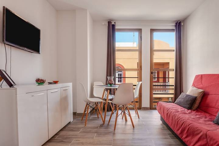 Apartamento entero, Moderno Apartamento Pizarro 1B en posición central in Puerto de Corralejo, La Oliva