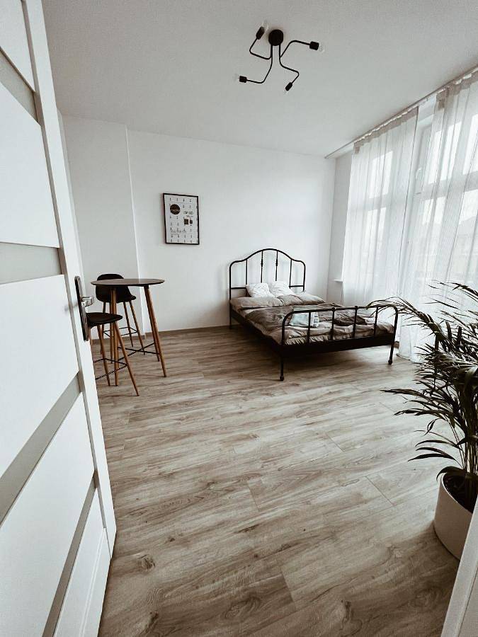 Apartament wakacyjny dla 2 osób, z balkon w Gniezno