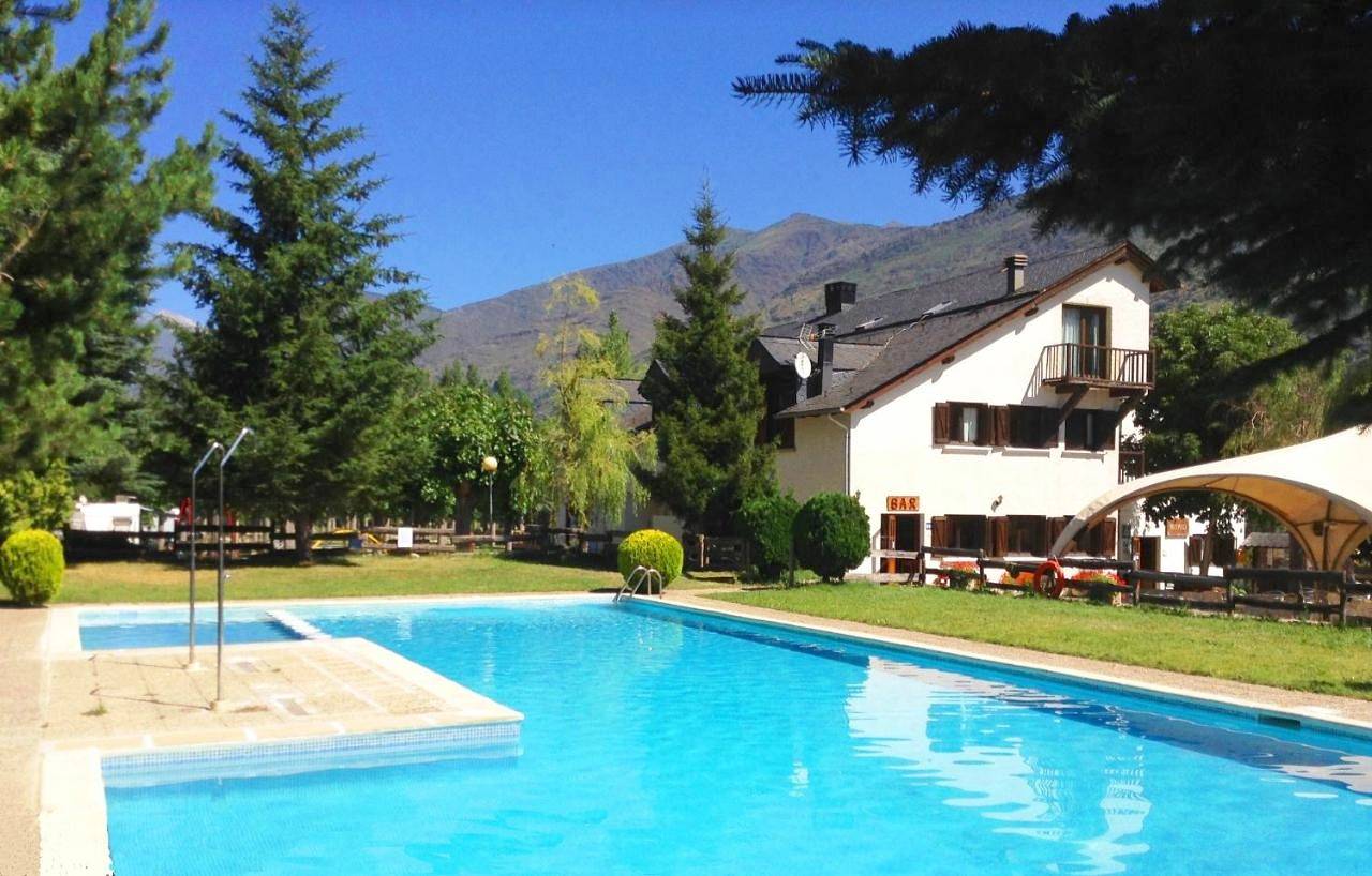 Aiguestortes Camping Resort in Esterri de Aneu, Pirineo Catalan