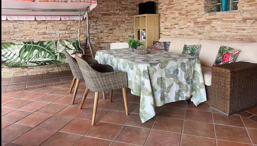Chalet para 6 personas, con vistas además de piscina y jardín, Se admiten mascotas en Valles Oriental - 3