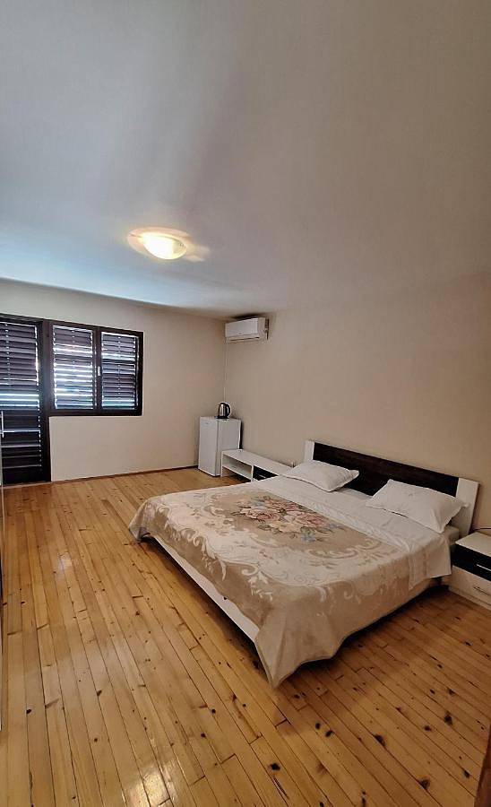 Maison d’hôte pour 4 personnes, avec vue ainsi que balcon et jardin à Blato - 3