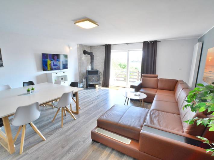 Ferienhaus für 12 Personen, mit Balkon und Terrasse sowie Garten