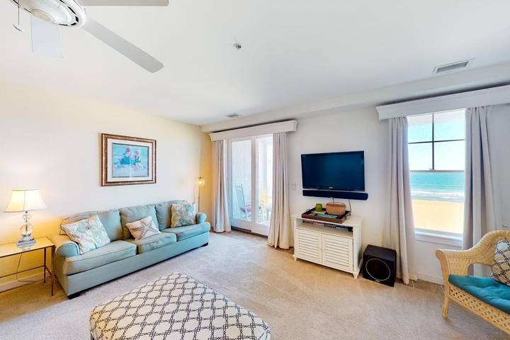 Ferienwohnung für 7 Personen, mit Pool und Balkon sowie Ausblick - 1