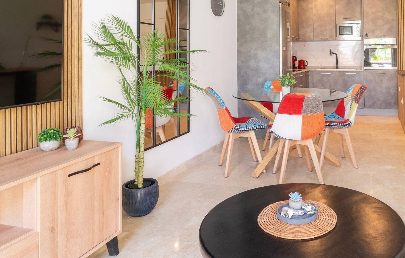 Ganze Wohnung, Ferienwohnung für 2 Personen mit Garten in Puerto Deportivo de Estepona, Estepona