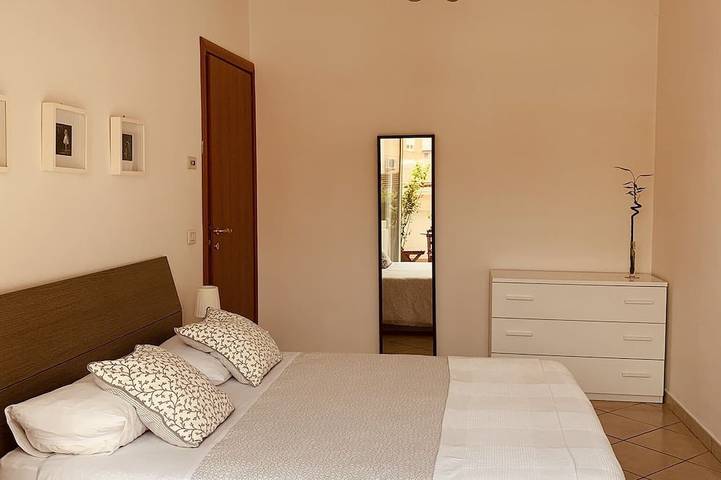 Gîte pour 4 personnes, avec terrasse dans Cassino - 2