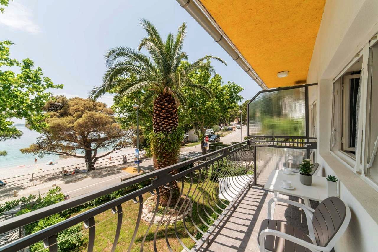 Apartment with Sea View in Baška Voda, Makarska Riviera