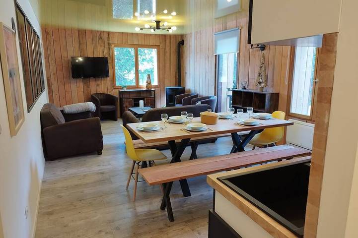 Appartement entier, La Marmotte Rénovation de Standing Située en Sortie de Village, Vers Les Angles in Formiguères, Parc naturel régional des Pyrénées catalanes