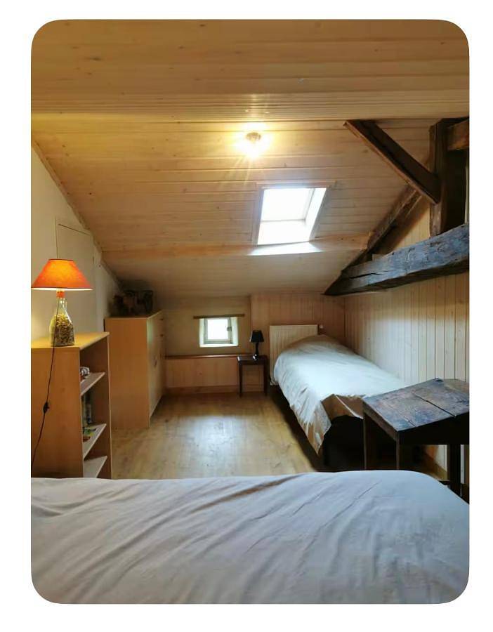 Location de vacances pour 7 personnes, avec vue ainsi que jardin et terrasse, animaux acceptés à Les Lèves-et-Thoumeyragues - 4