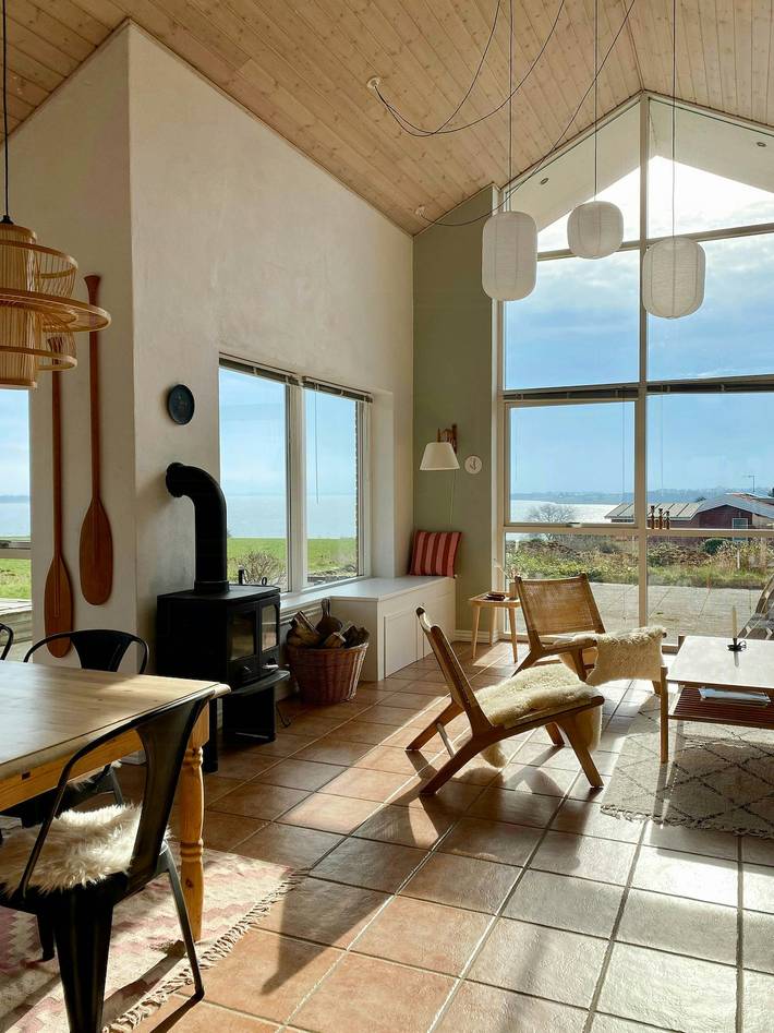 Feriehus for 8 personer, med Terrasse i Limfjorden