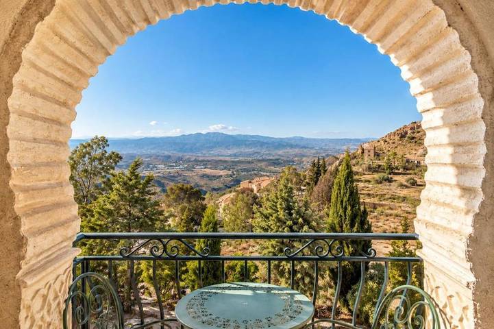 Holiday home for 4 people, with balcony and pool - 1