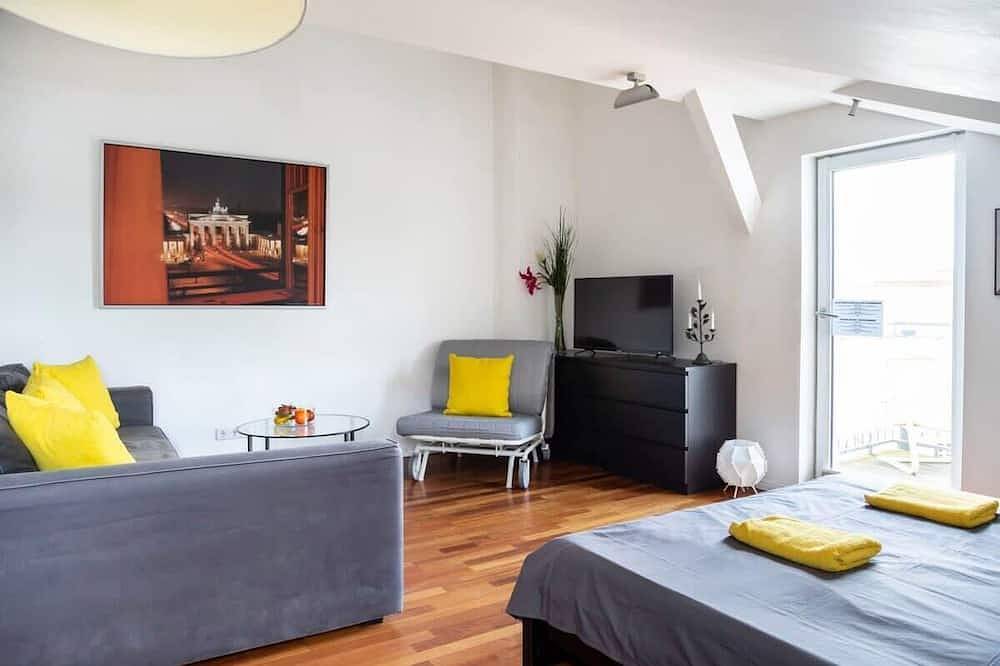 Entire apartment, Urban Rooftop Apartment - Berlin Mitte - A/C in Mitte Berlin, Berlin