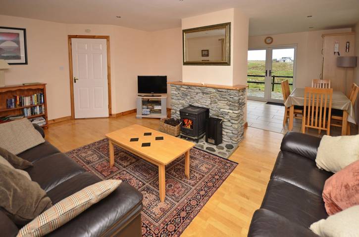 Casa rural para 6 personas con jardín in Errislannan Electoral Division, Connemara