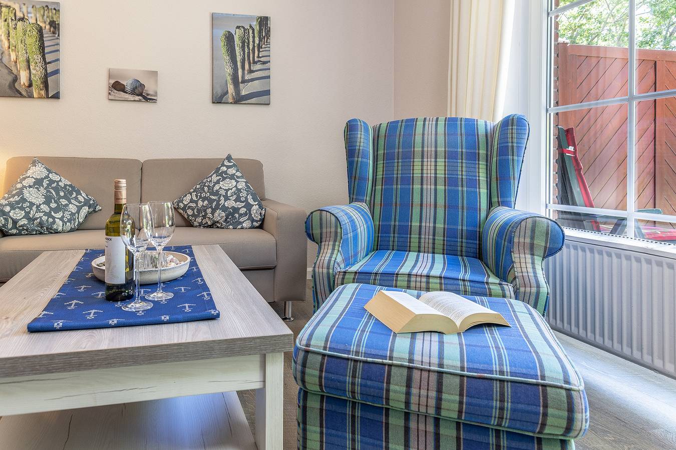 Ganze Ferienwohnung, Utesch Ferienwohnungen "Deichringstr. 25" - Ferienwohnung - 15071/B in Neuharlingersiel, Landkreis Wittmund