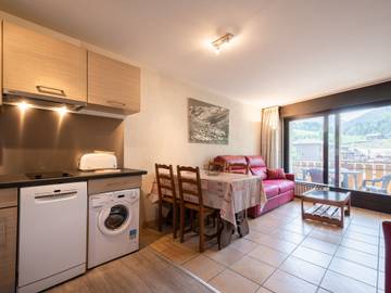 Gîte pour 4 personnes, avec terrasse dans Office De Tourisme De La Clusaz
