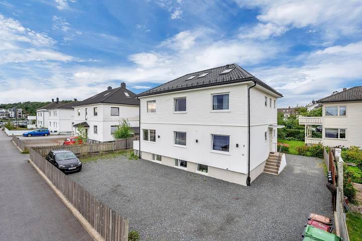 Ferienwohnung für 7 Personen, mit Ausblick und Garten - 1